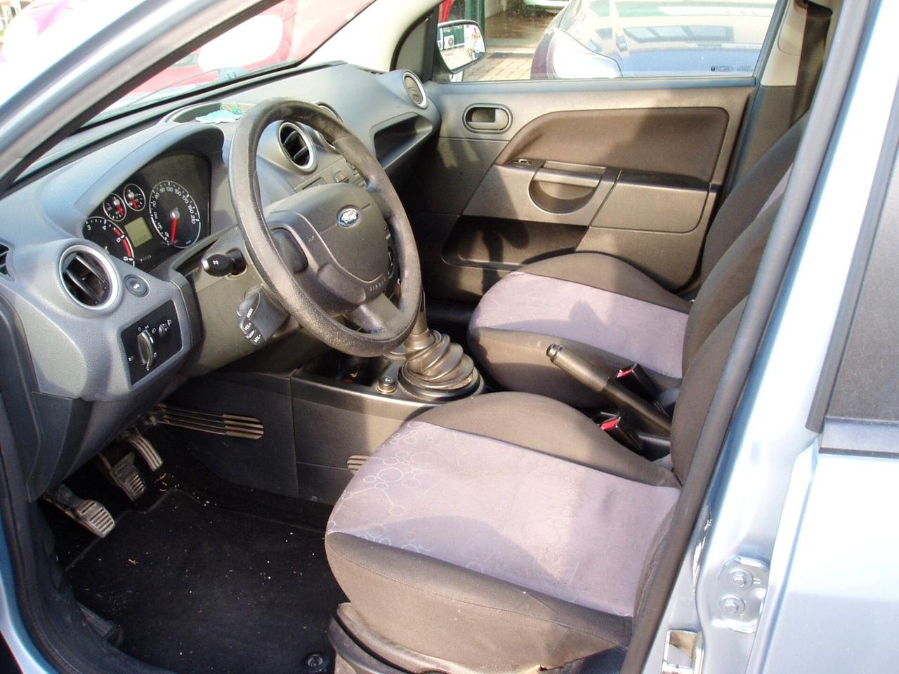 Ford Fiesta 1.4 TDCi 5p. Ghia