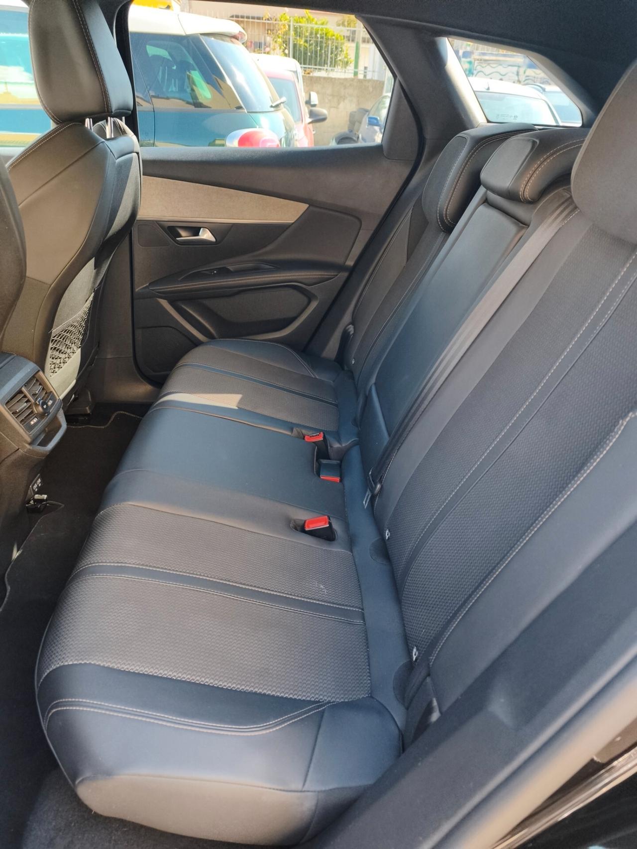 Peugeot 3008 BlueHDi 130 S&S EAT8 GT full optional