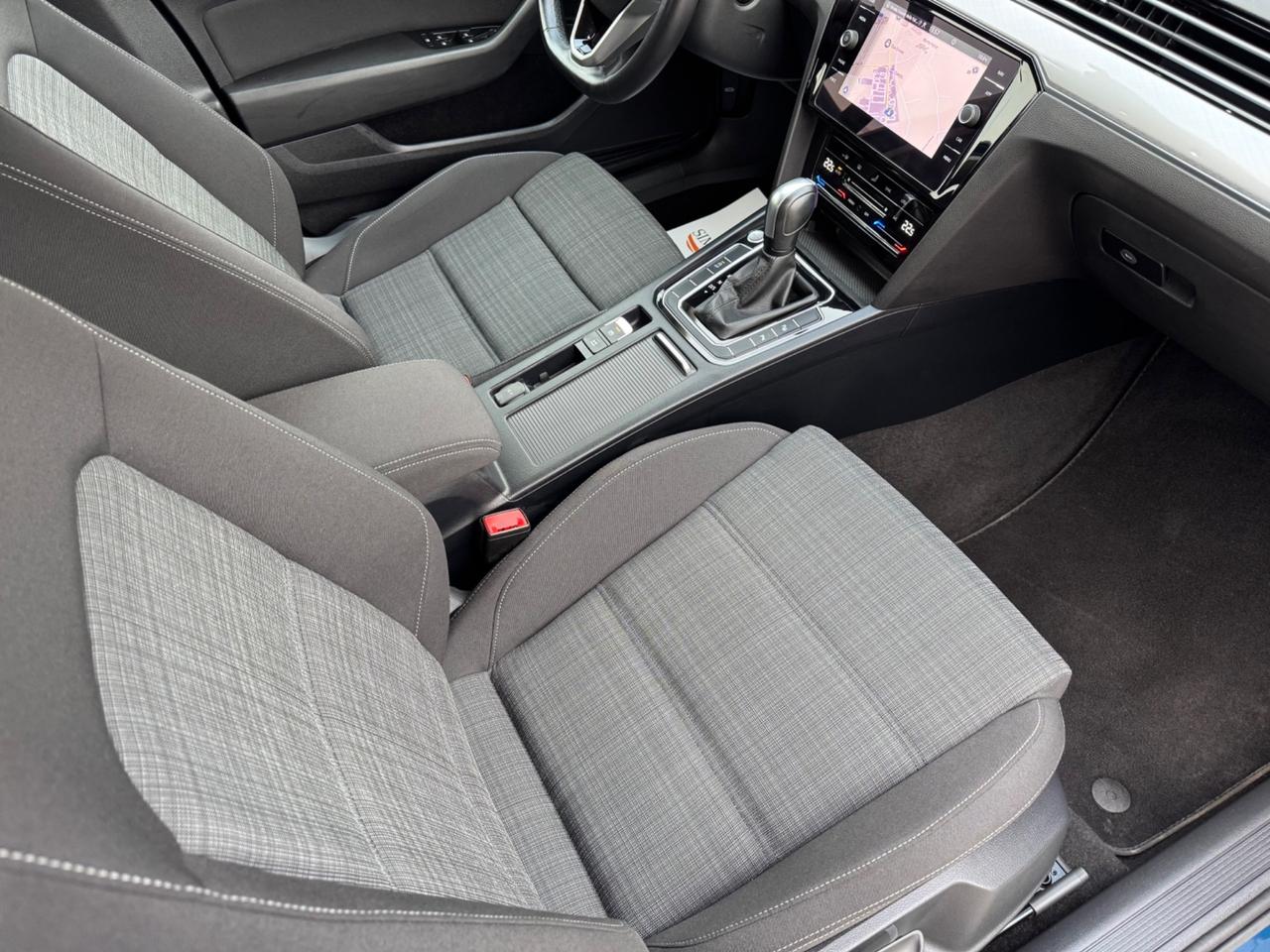 VOLKSWAGEN PASSAT 2.0 Tdi EVO Dsg-Virtual Led Navi