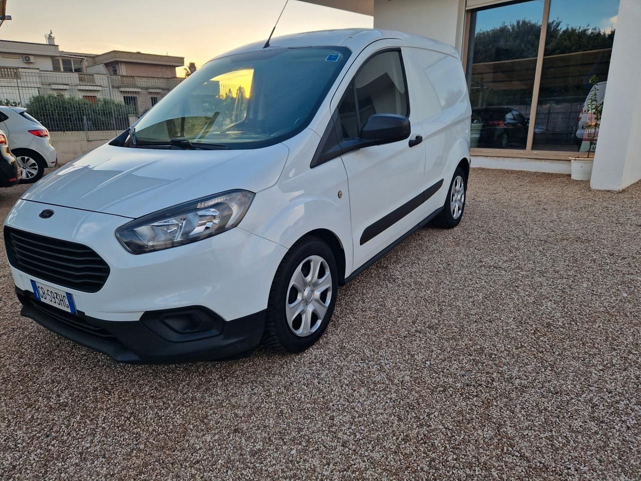 Ford Courier 1.5 dCi 95cv