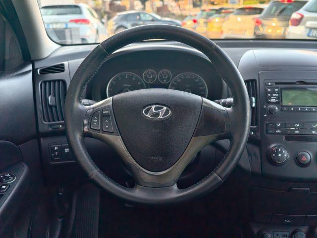 HYUNDAI i30 CW 1.4 16V 109CV Active Special