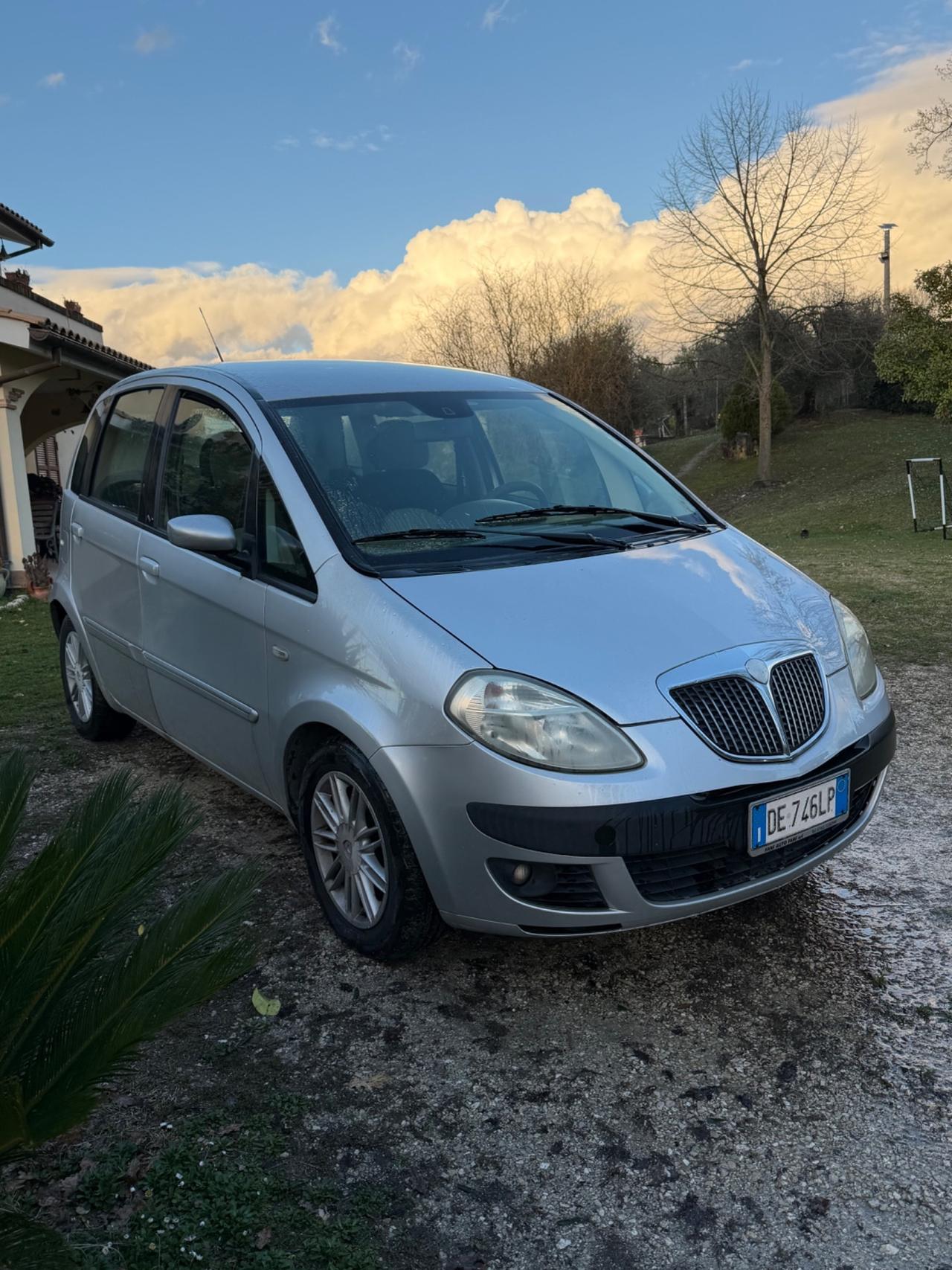 Lancia MUSA 1.3 Multijet 16V Oro