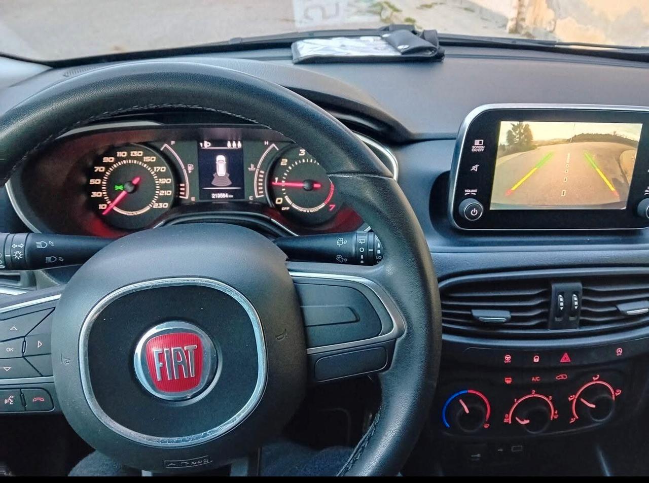 Fiat Tipo 1.3 Mjt 4 porte Lounge