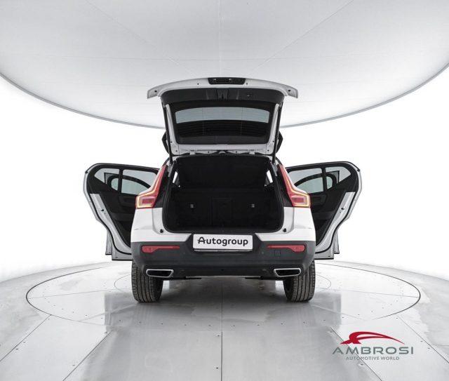 VOLVO XC40 D3 R-design