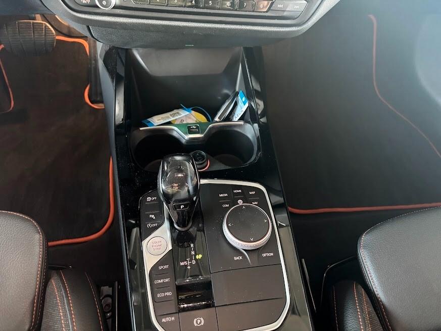 Bmw 118i 5p. Sport 136CV 5P NEOPATENTATI