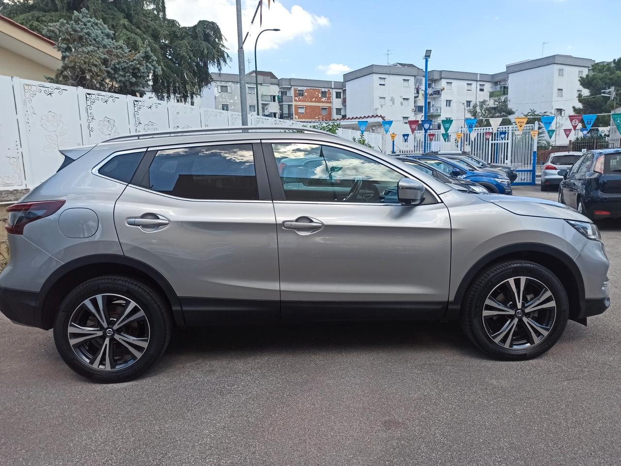 Nissan Qashqai 1.5 dCi 115 CV N-Connecta Tetto Panoramico