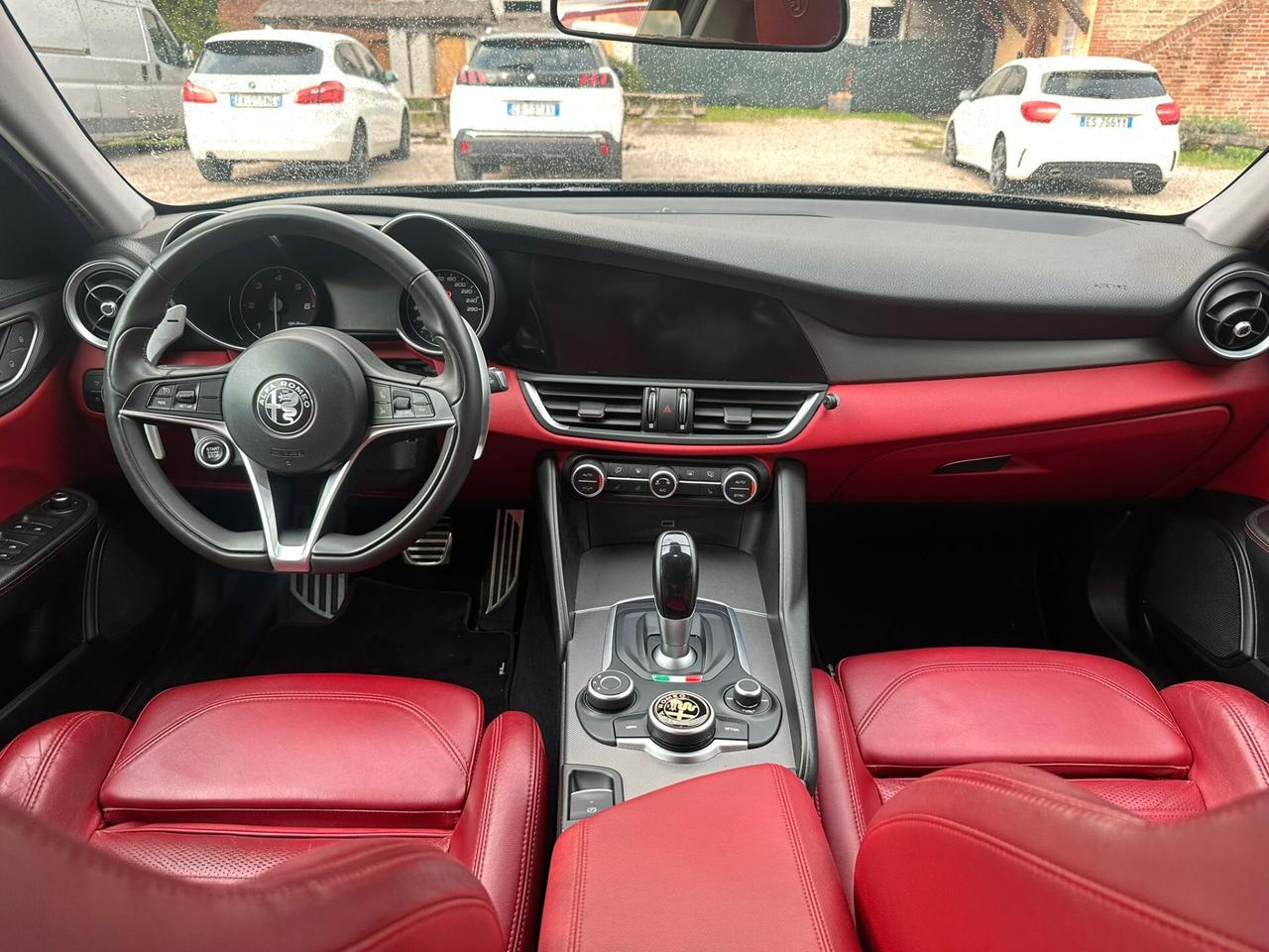 Alfa Romeo Giulia 2.2 Turbodiesel 210 CV AT8 AWD Q4 Veloce