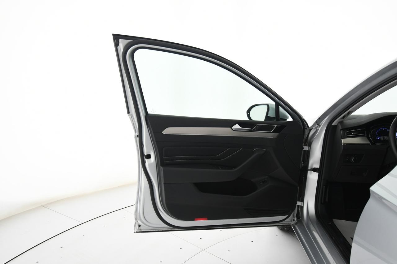 VOLKSWAGEN Passat Variant 2.0 tdi Executive 190cv dsg ACC+APP CONNECT+ALCANTARA