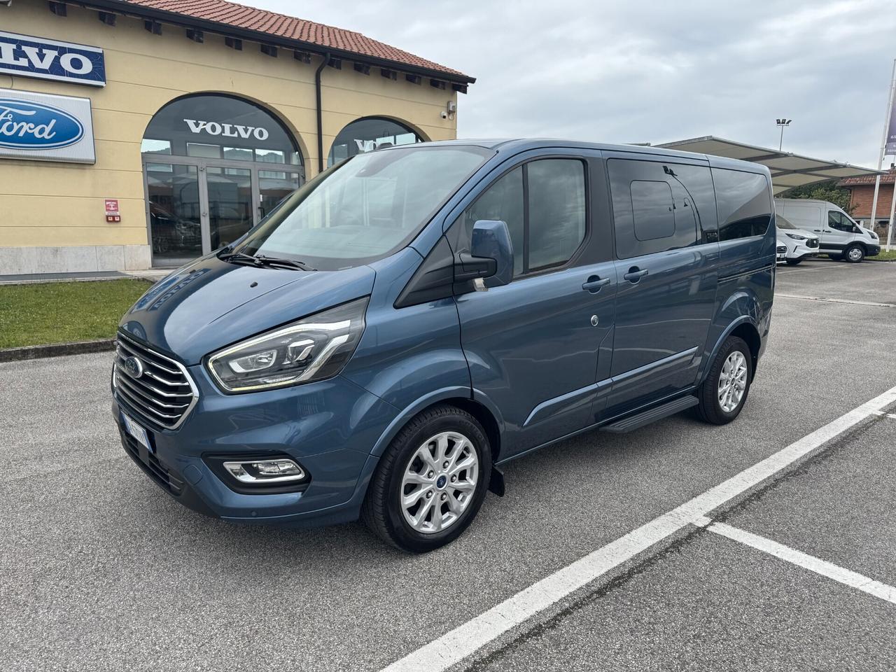 Ford Tourneo Custom Titanium 2.0 TDCi 130CV 8posti
