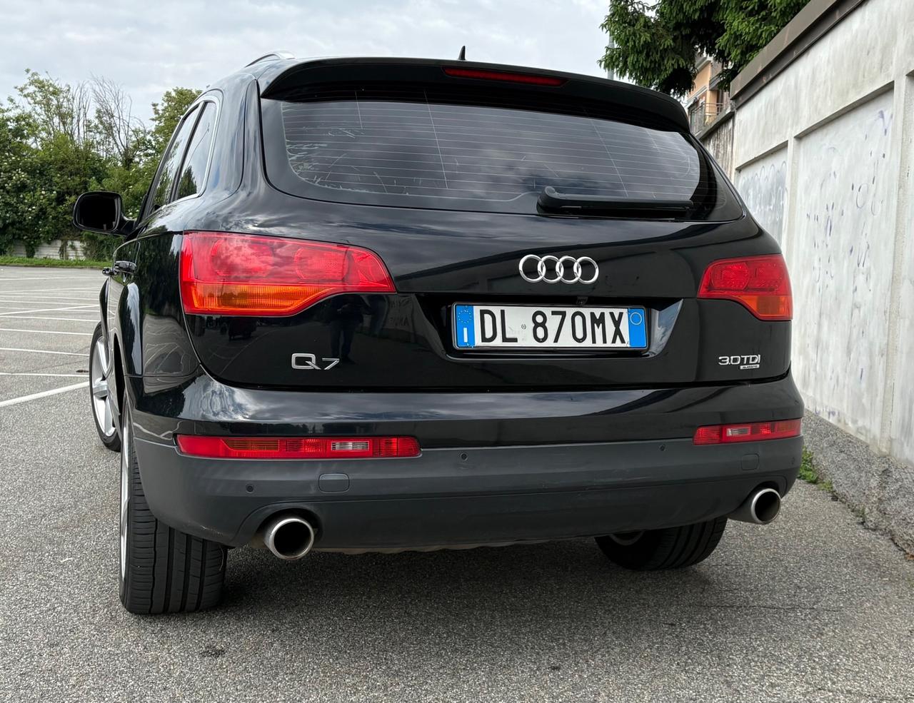 Audi Q73.0V6 TDI 233CV quattro F1 Sline 7posti