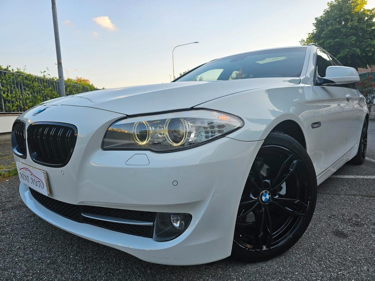Bmw 520d 184cv Touring Futura*Pelle*Navi*Tetto*Pdc*19*