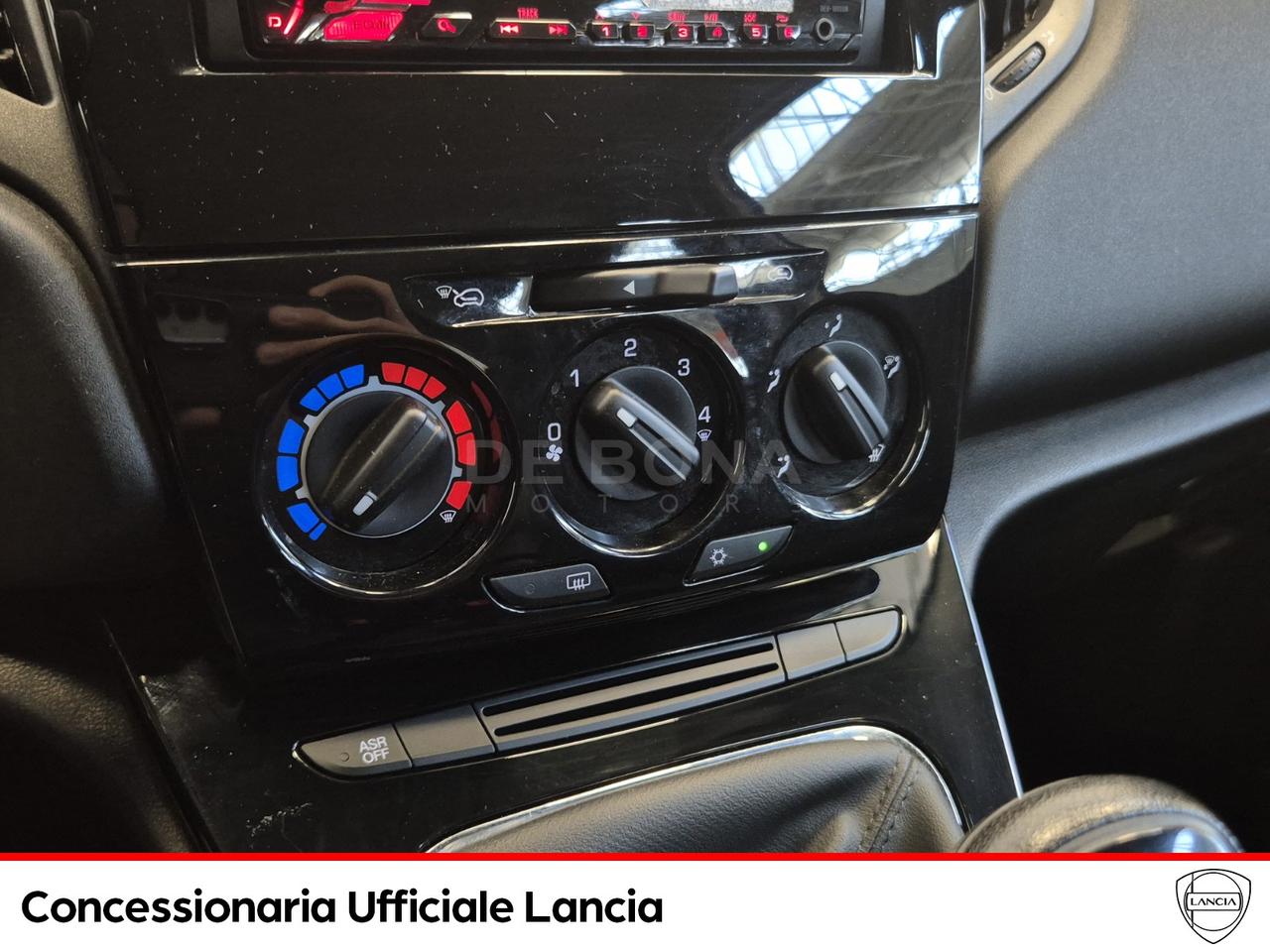 Lancia Ypsilon 1.2 silver ecochic gpl 69cv