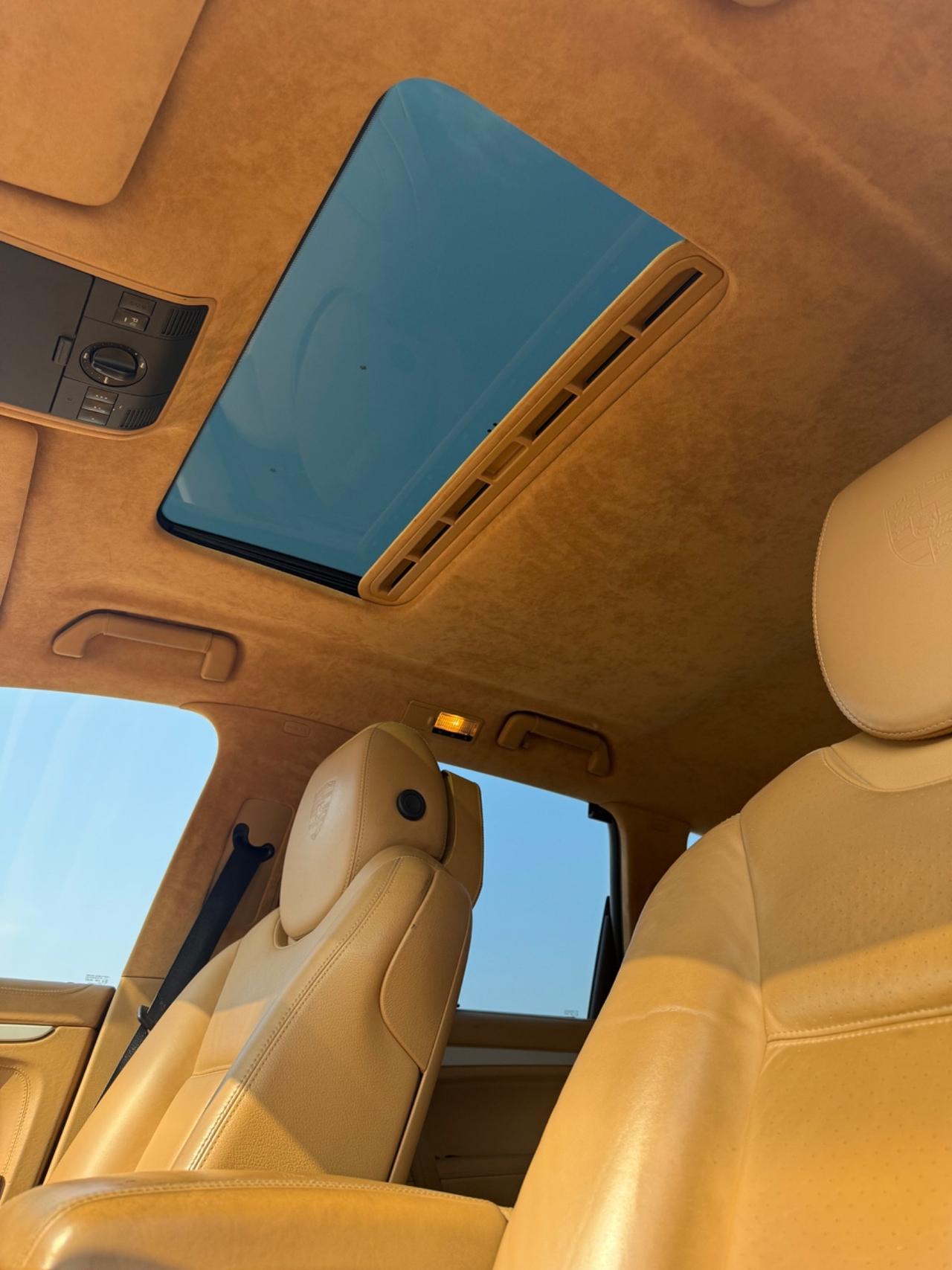 Porsche Cayenne 4.8 Turbo