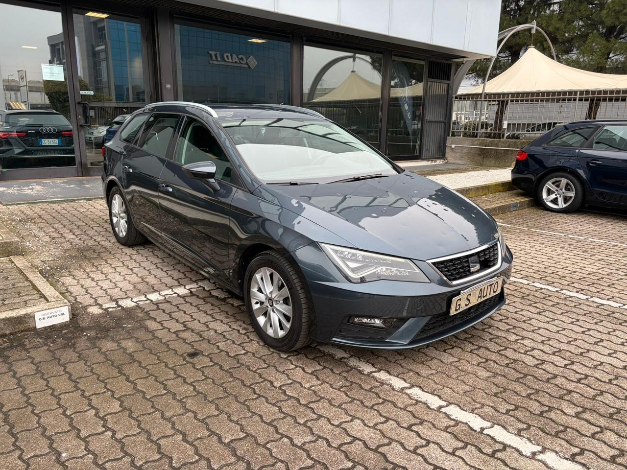 SEAT Leon ST 1.6 tdi 115cv my19 GRANDINATA