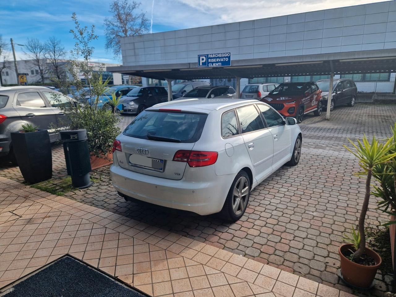 Audi A3 SPB 1.6 TDI 105 CV CR Ambition OK NEO PATENTATI
