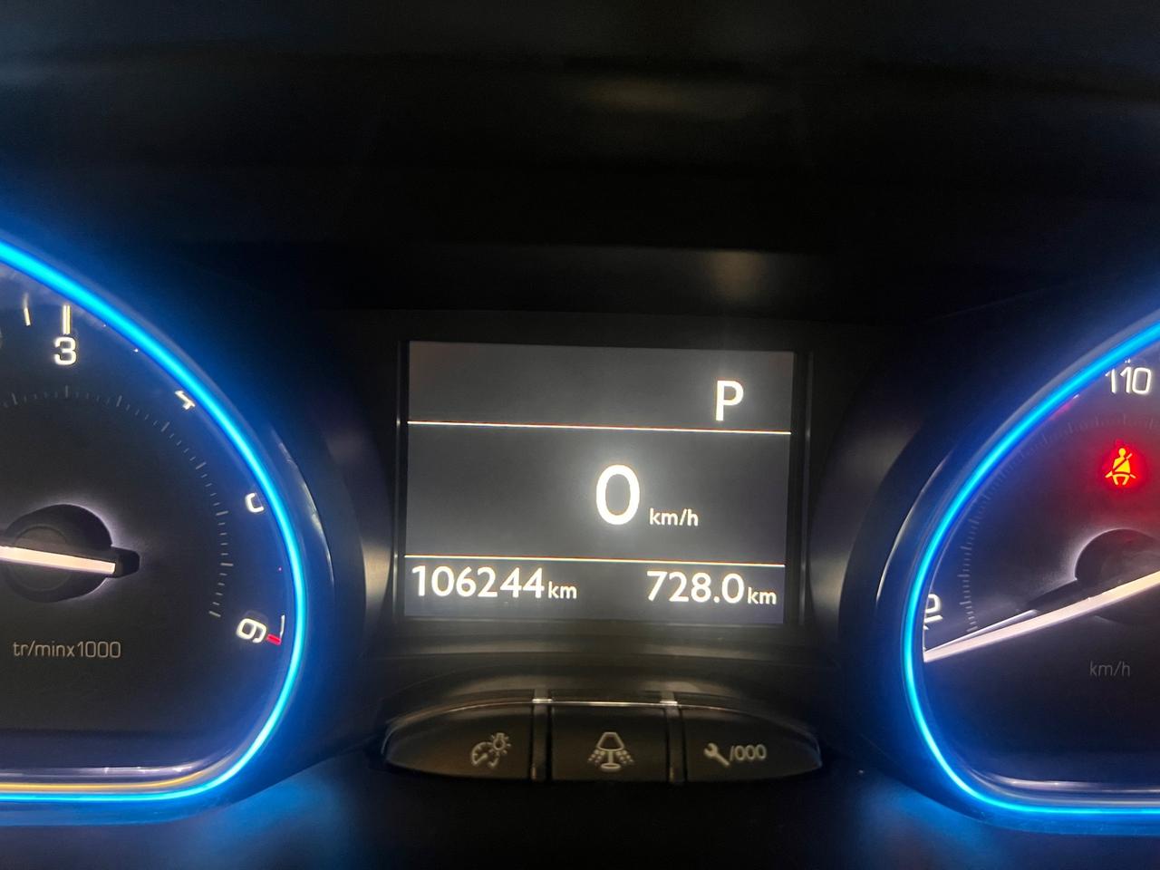 Peugeot 2008 1.5 BlueHDi 120 S&S Allure