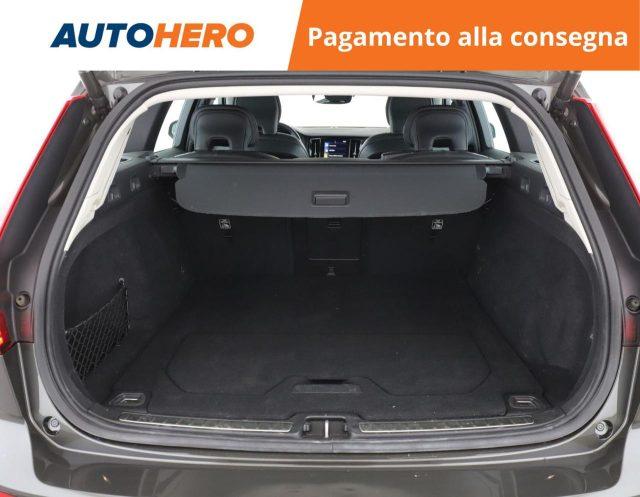 VOLVO V60 Cross Country B5 AWD Geartronic Business Pro
