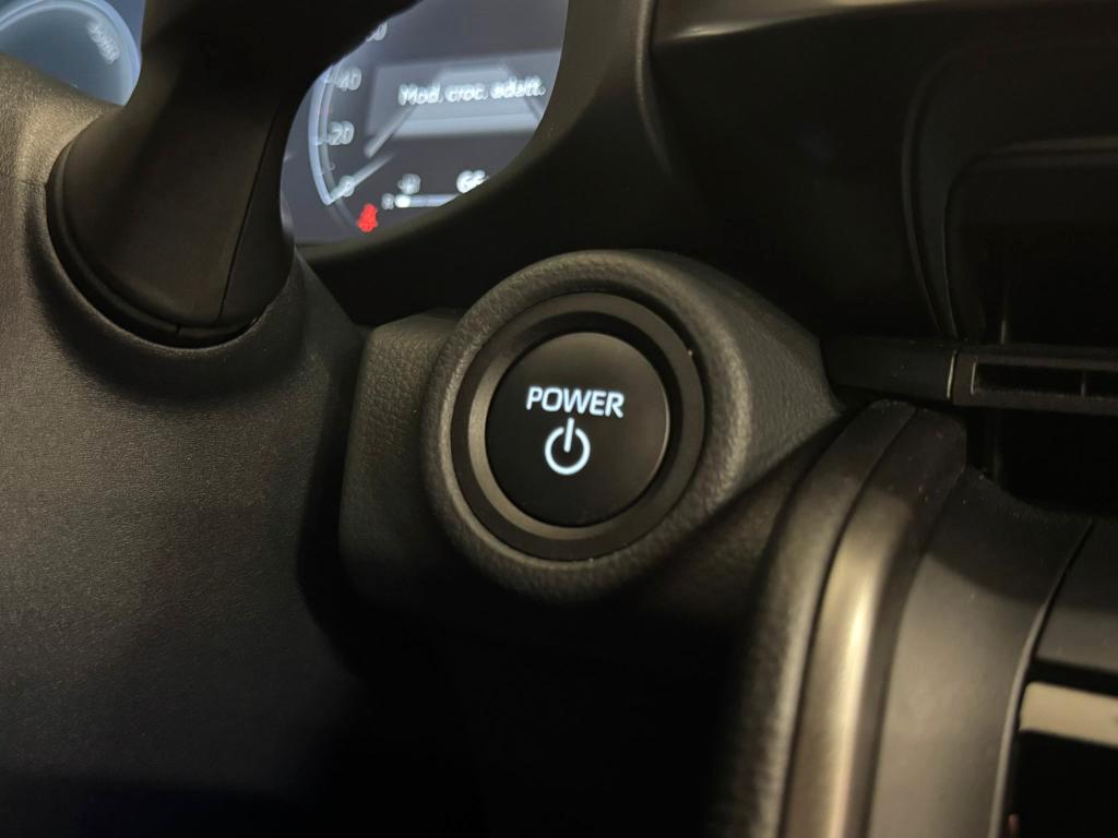 Toyota C-HR 1.8 hev Trend fwd e-cvt