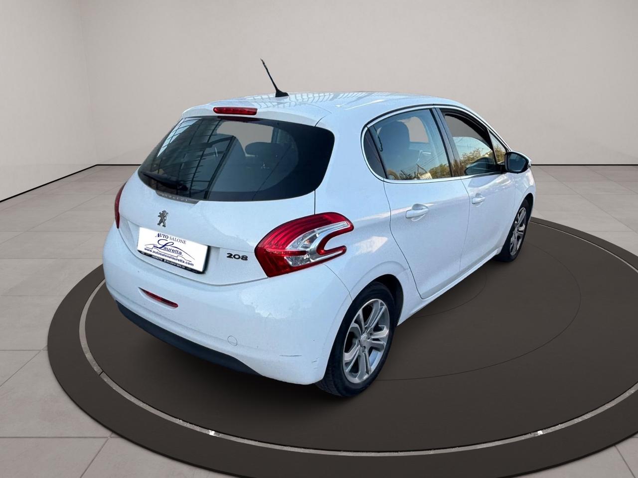 Peugeot 208 1.4 HDi 68 CV 5 porte Allure