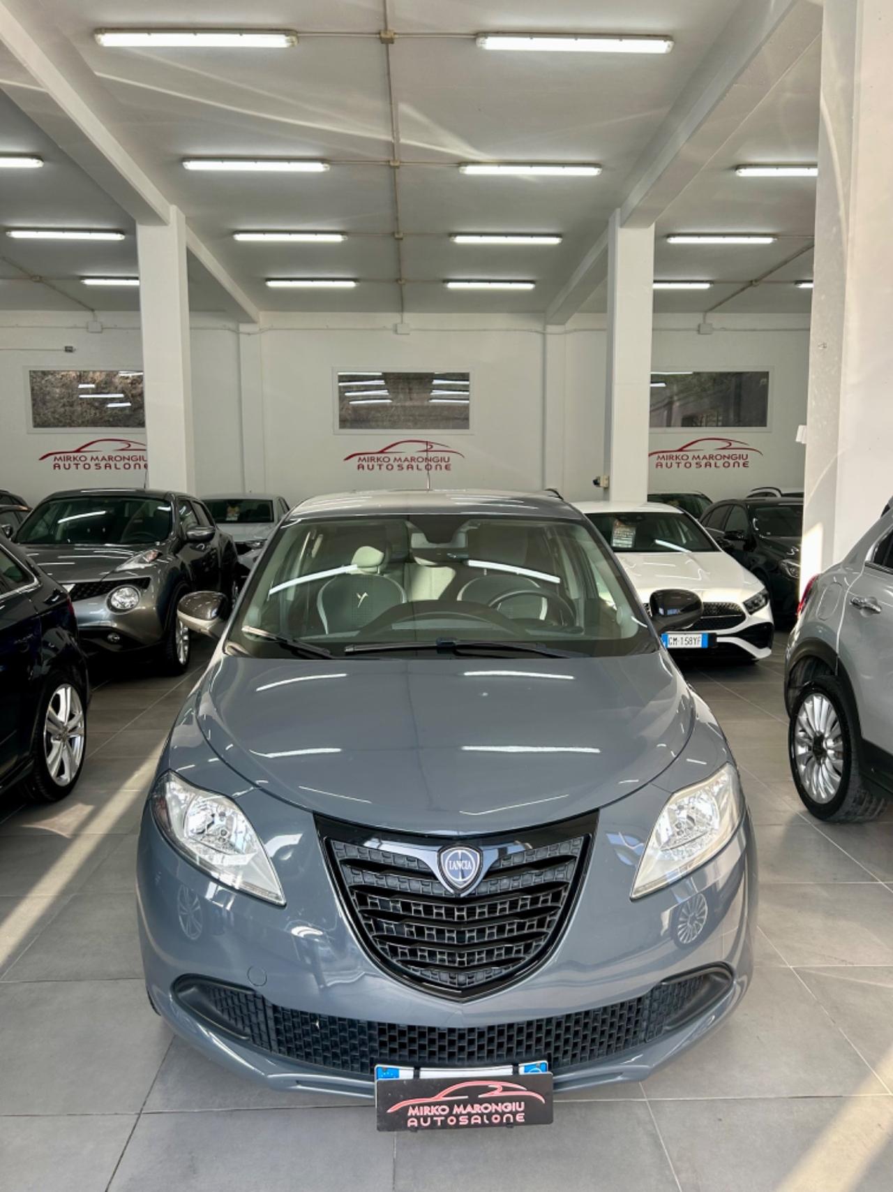 Lancia Ypsilon 1.2 69 CV 5 porte Gold FINANZIABILE