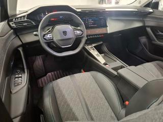 Peugeot 408 1.2 hybrid Allure 136cv e-dsc6