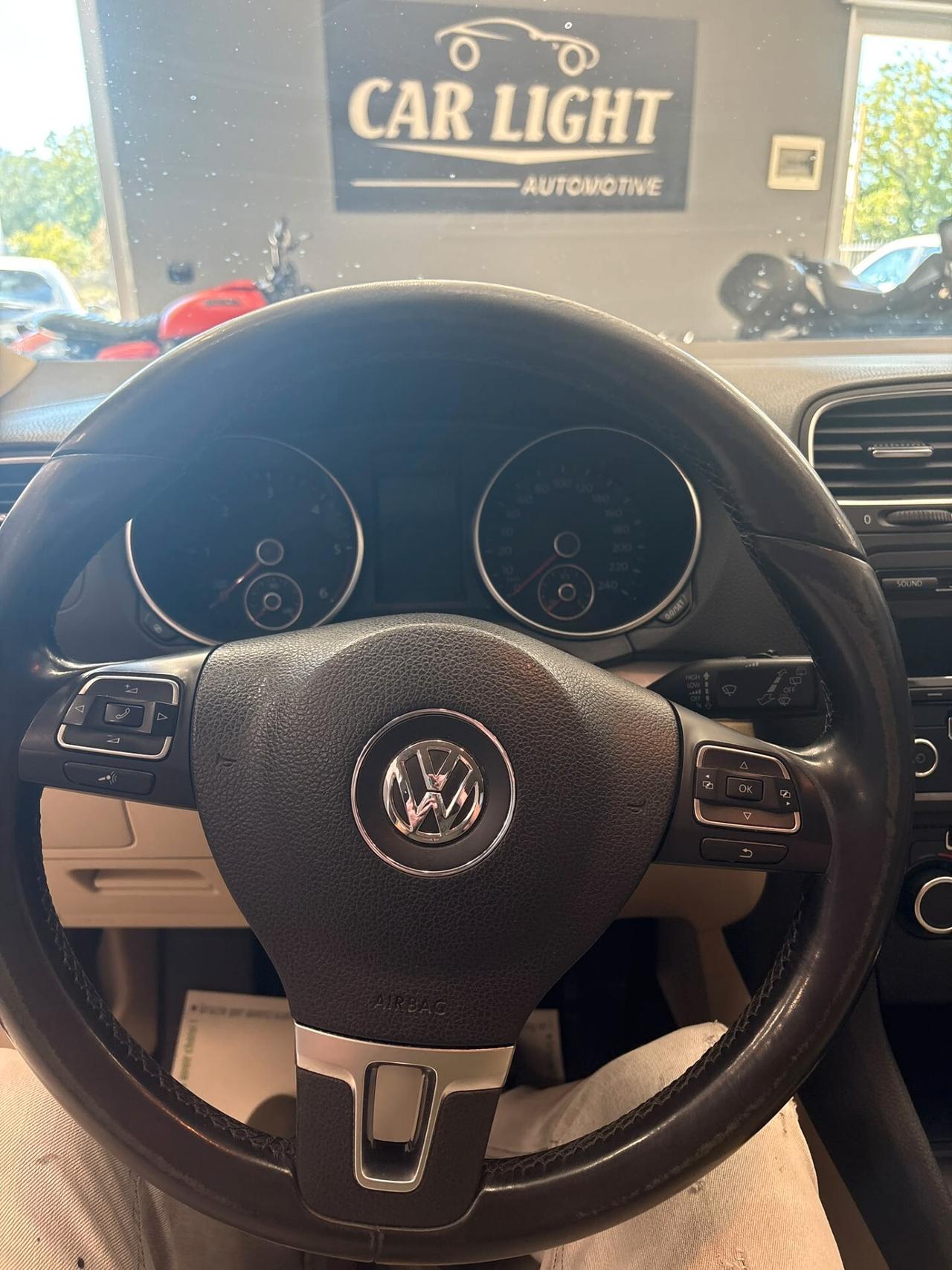 Volkswagen Golf 1.6 TDI DPF DSG 5p. Highline