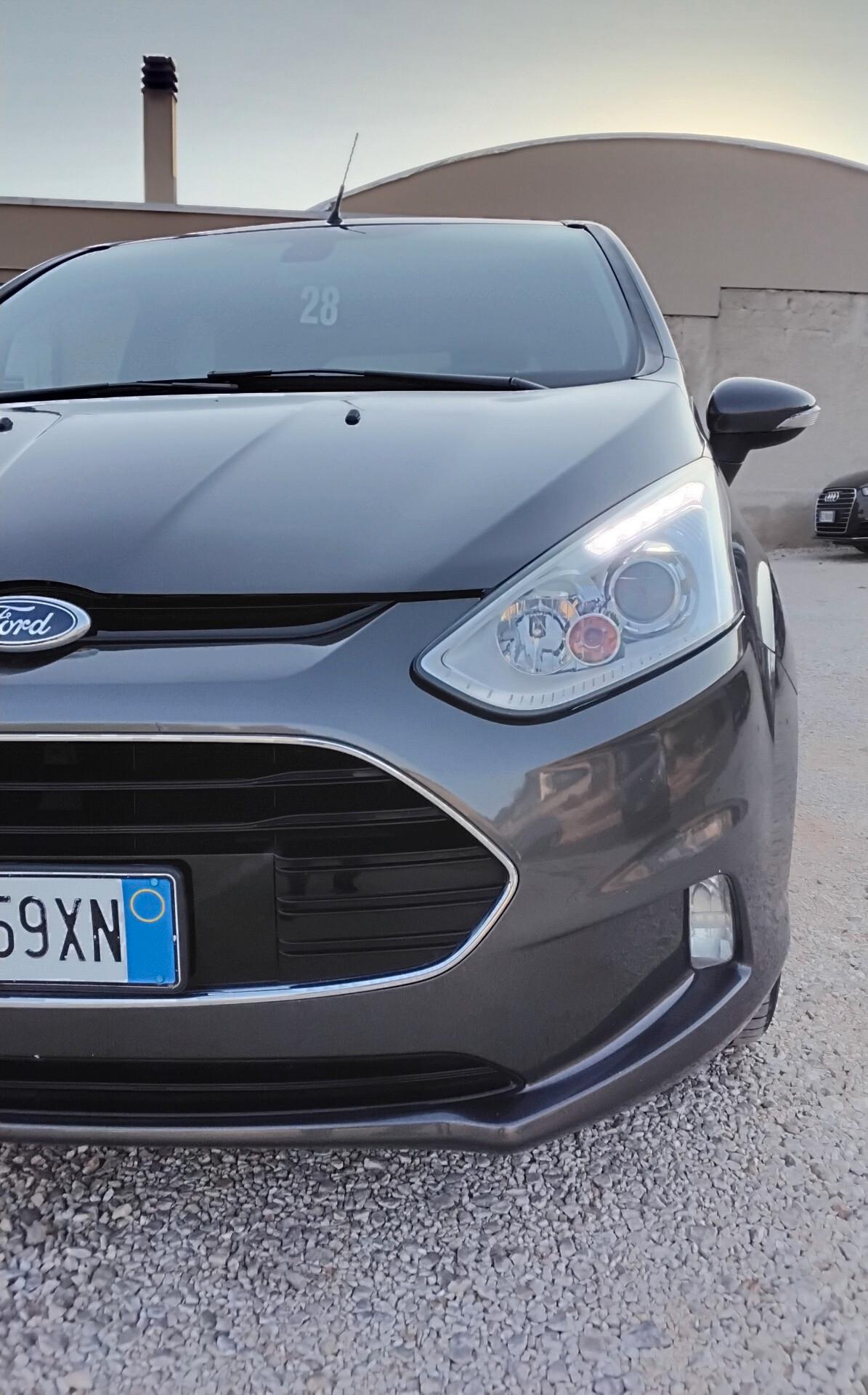 Ford B-Max 1.5 TDCi 75 CV Business Titanium