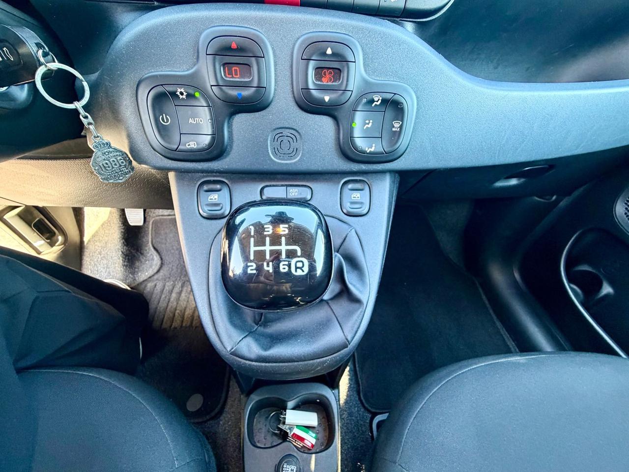 Fiat Panda Cross City Life 1.0 GSE MHEV #10340