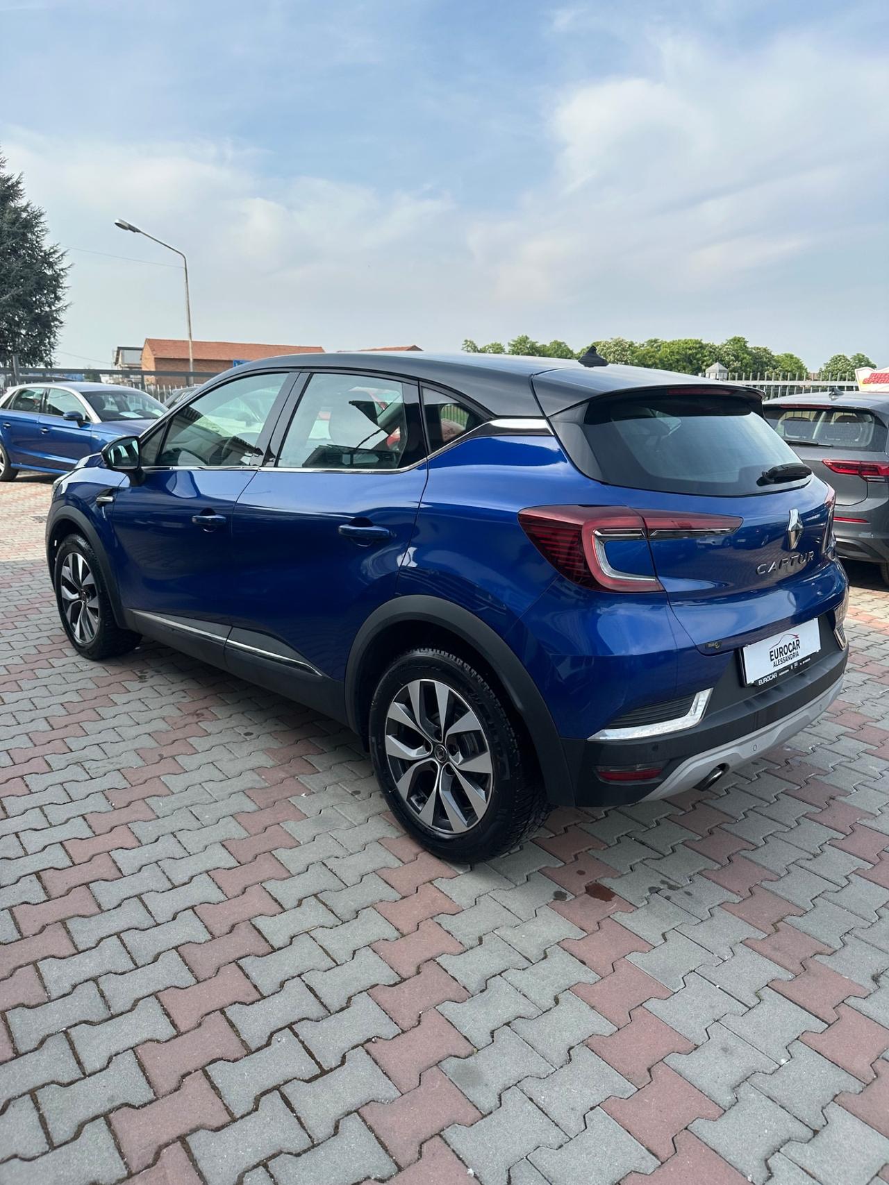 Renault Captur TCe 100 CV Intens