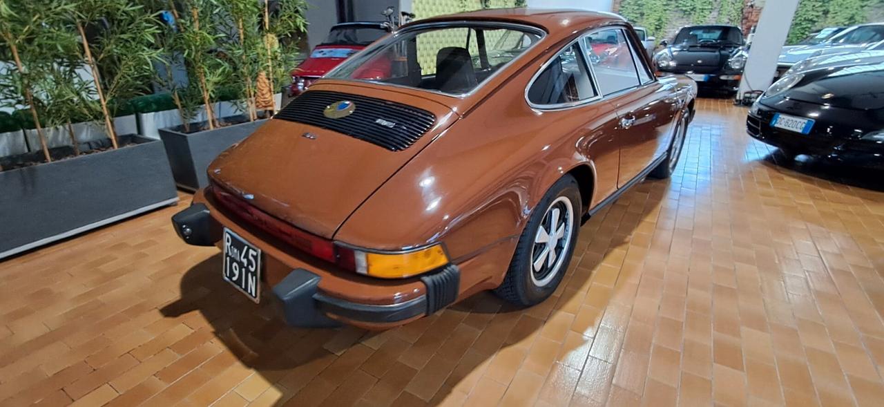 Porsche 911 2.7 Book Italia ASI oro Conservatissima