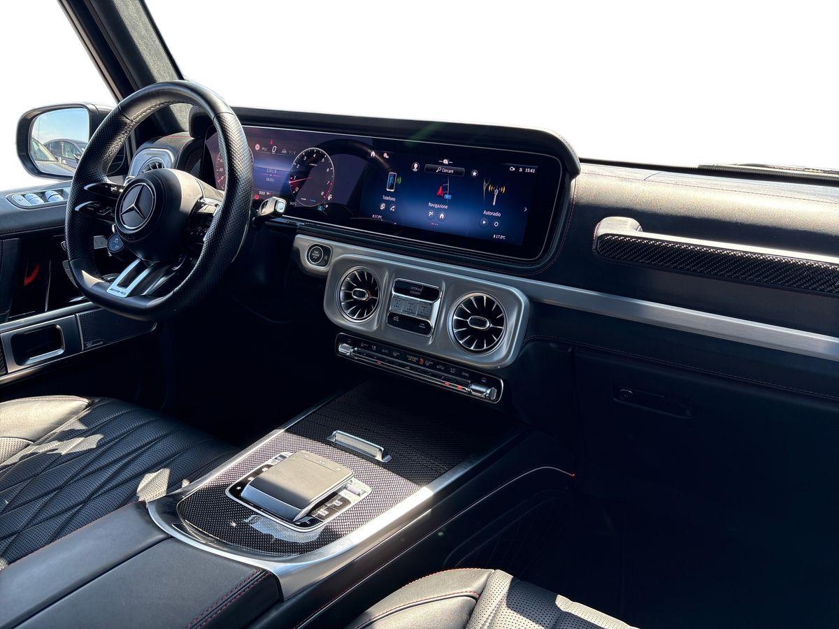 Mercedes-Benz G AMG 63 585cv auto