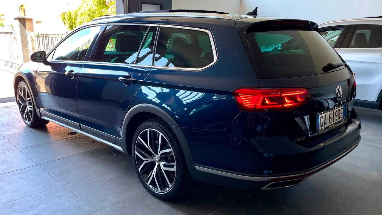 VOLKSWAGEN PASSAT 2.0 ALLTRACK 4MOTION BiTDI DSG 240CV - FULL LED, VIRTUAL COCKPIT, TETTO, PELLE