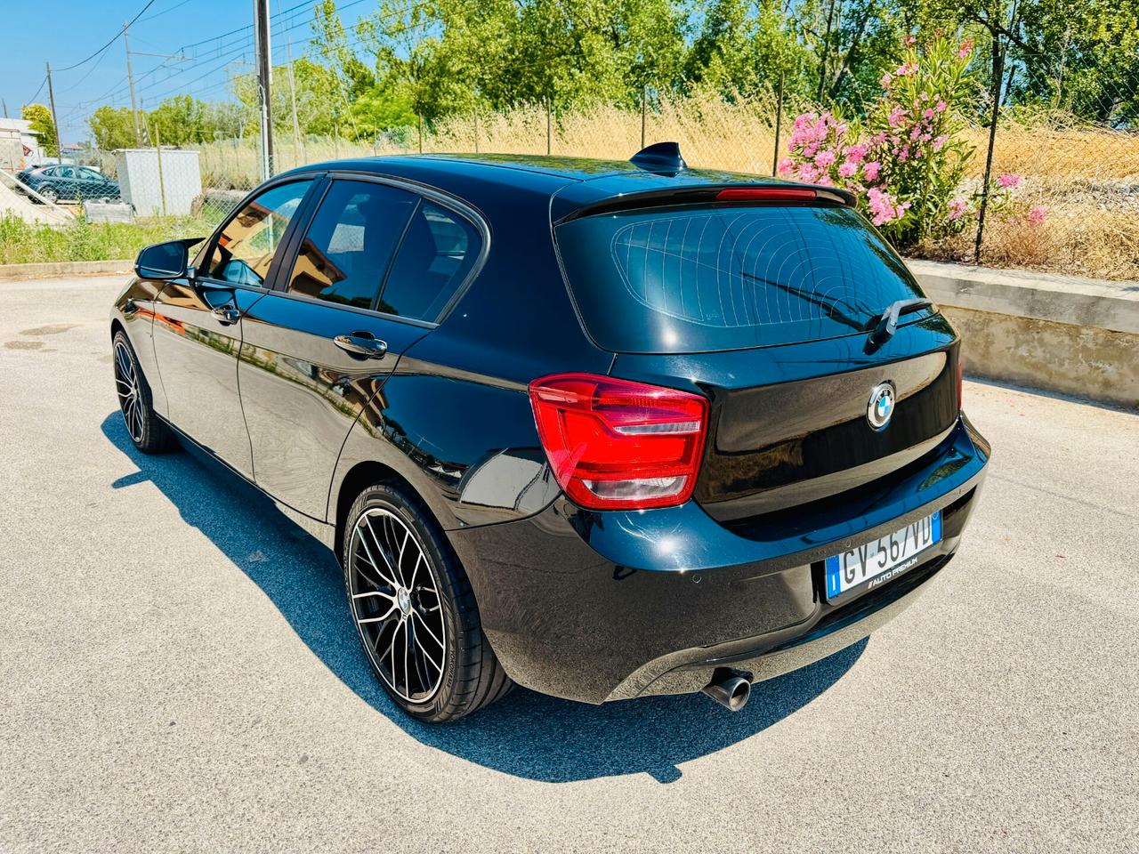 BMW 120d xDrive 5p. Sport / Led / Interni M