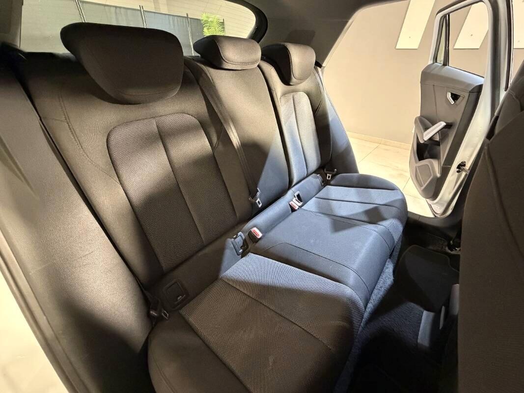 Audi Q2 30 TDI S tronic Business