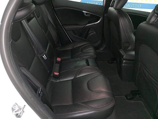 VOLVO V40 2.0 d2 Business my17