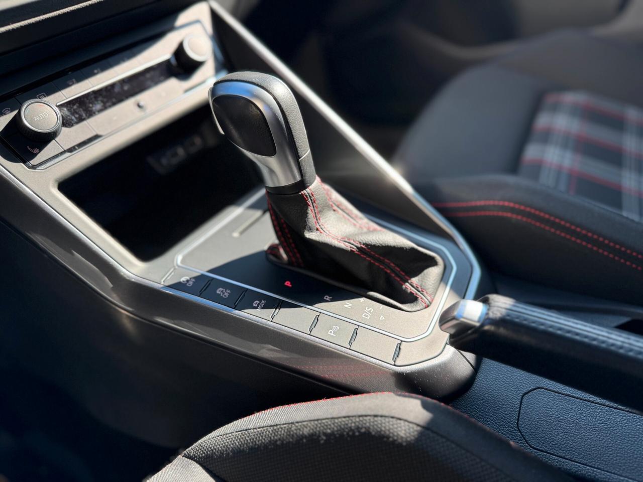 Volkswagen Polo GTI 2.0 TSI 200CV DSG | PREZZO PROMO