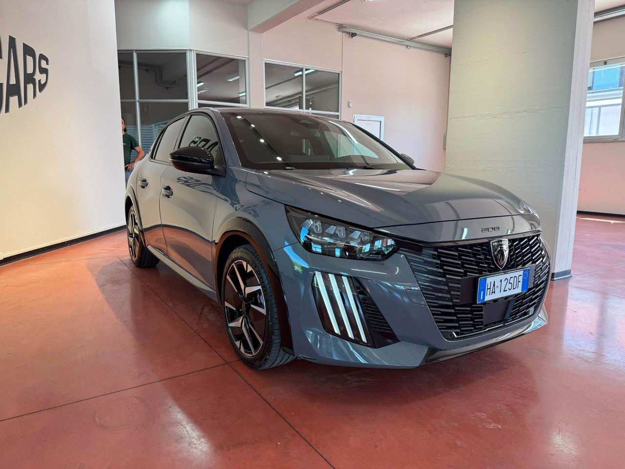 Peugeot 208 Hybrid 145 e-DCS6 GT