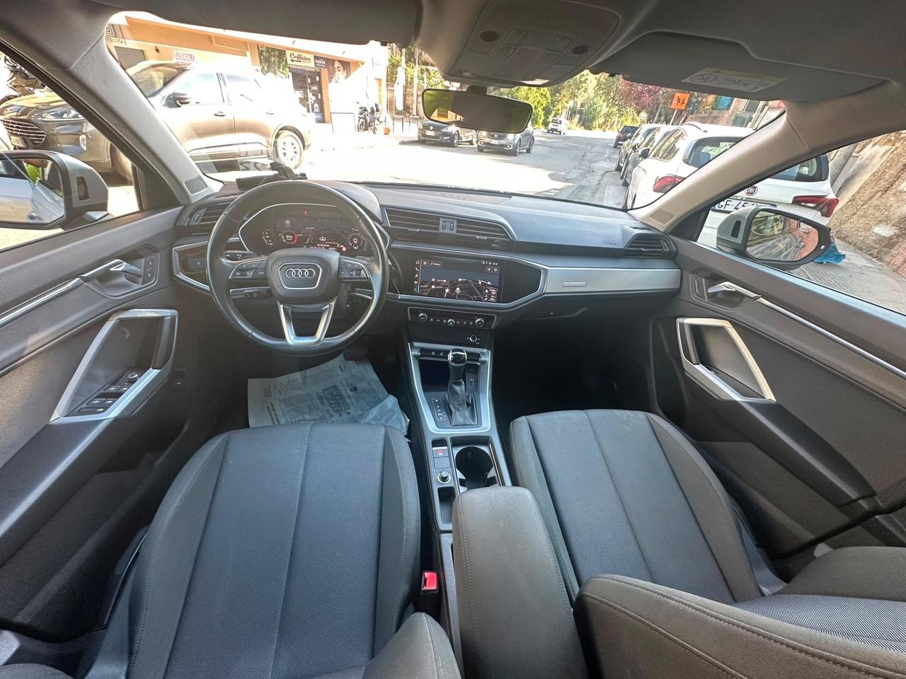 Audi Q3 40 TDI quattro S tronic Business Advanced