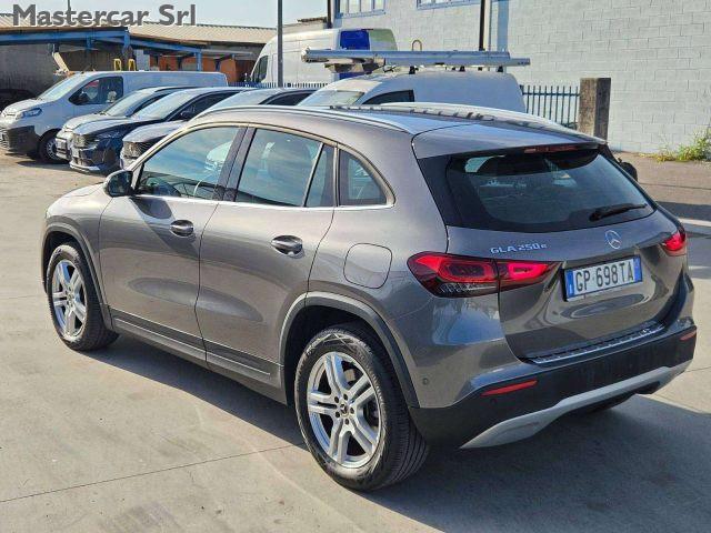MERCEDES-BENZ GLA 250 GLA e phev (eq-power) Business Extra auto - GP698T
