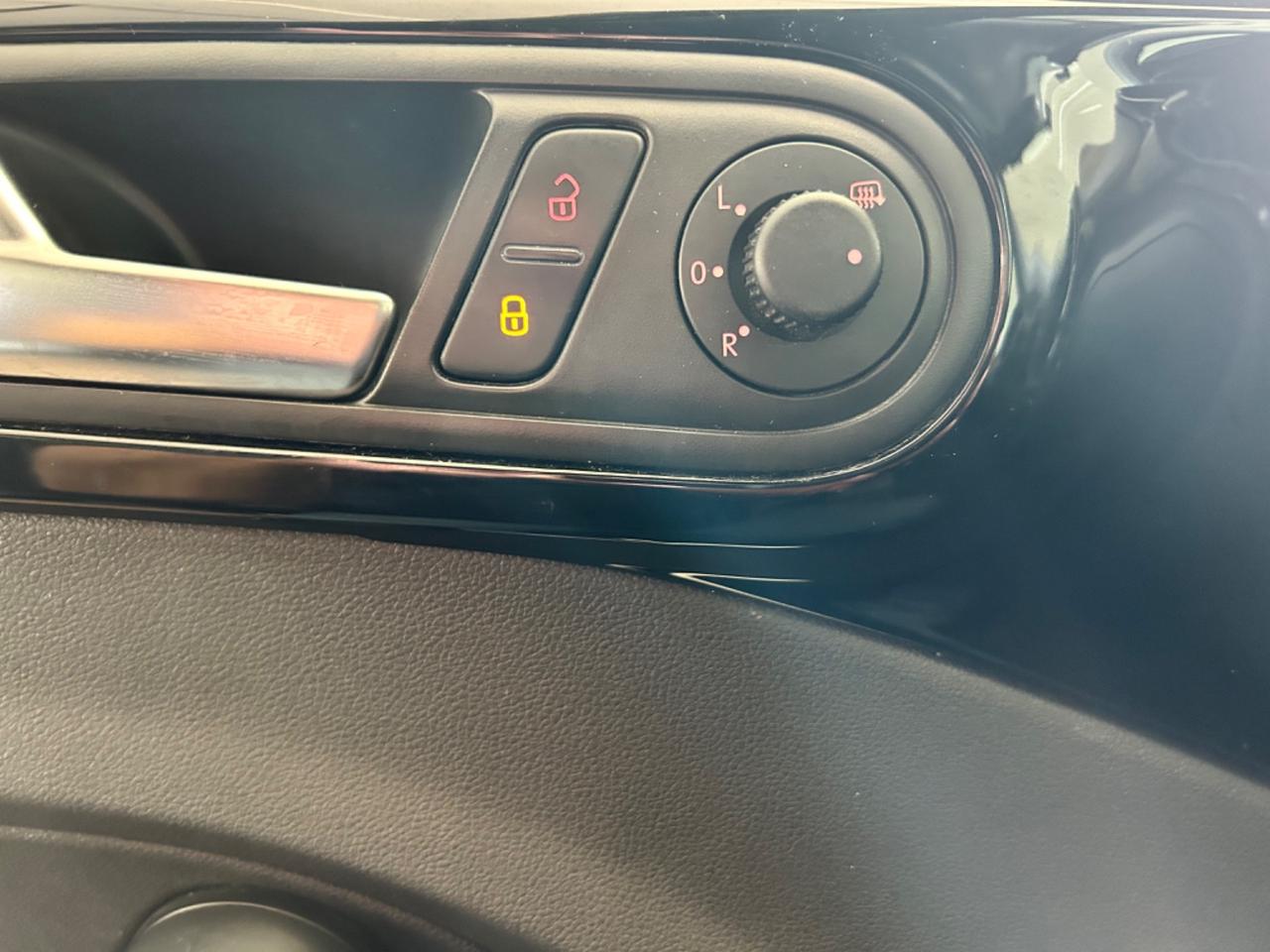 Volkswagen Maggiolino 1.6 TDI Design