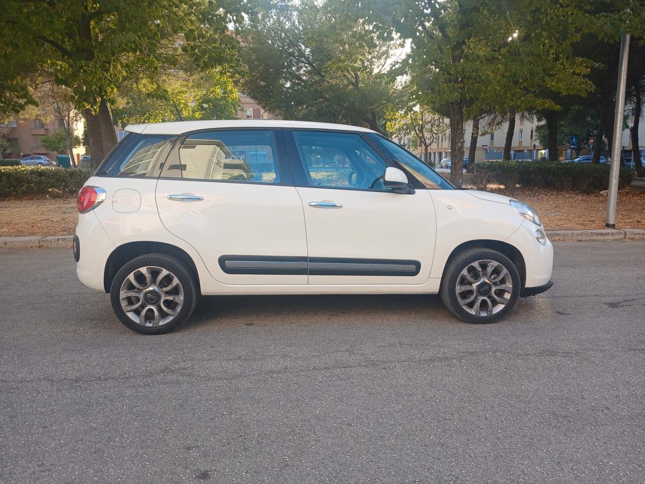 Fiat 500L 0.9 TwinAir Turbo Natural Power Lounge