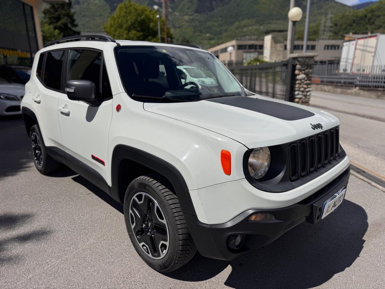 Jeep Renegade 2.0 Mjt 170CV 4WD Active Drive Low Trailhawk