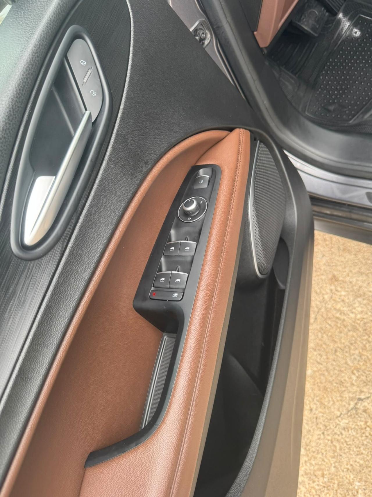 Alfa Romeo Stelvio 2.2 Turbodiesel 210 CV AT8 Q4 Executive