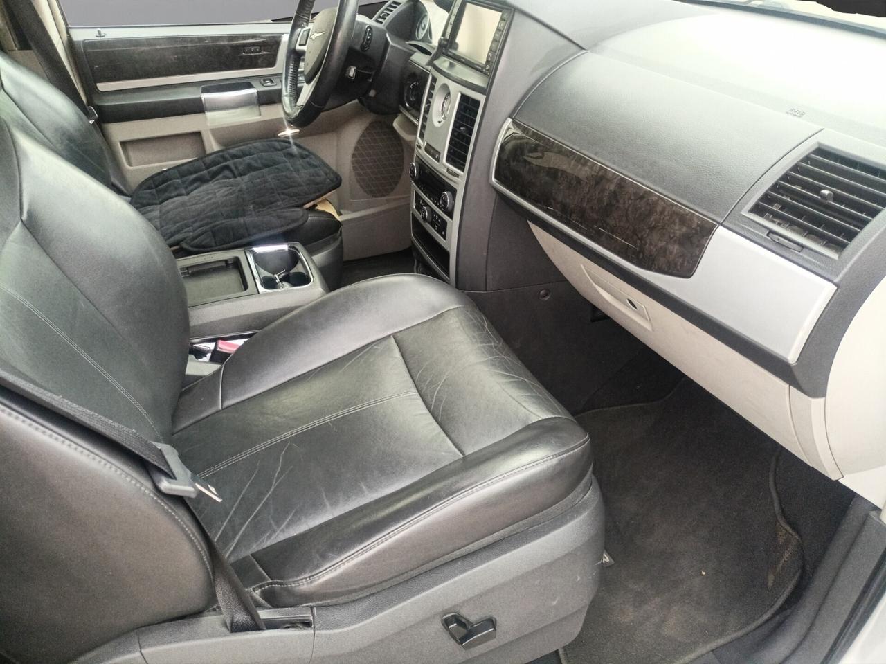 Lancia Voyager 2.8 crd