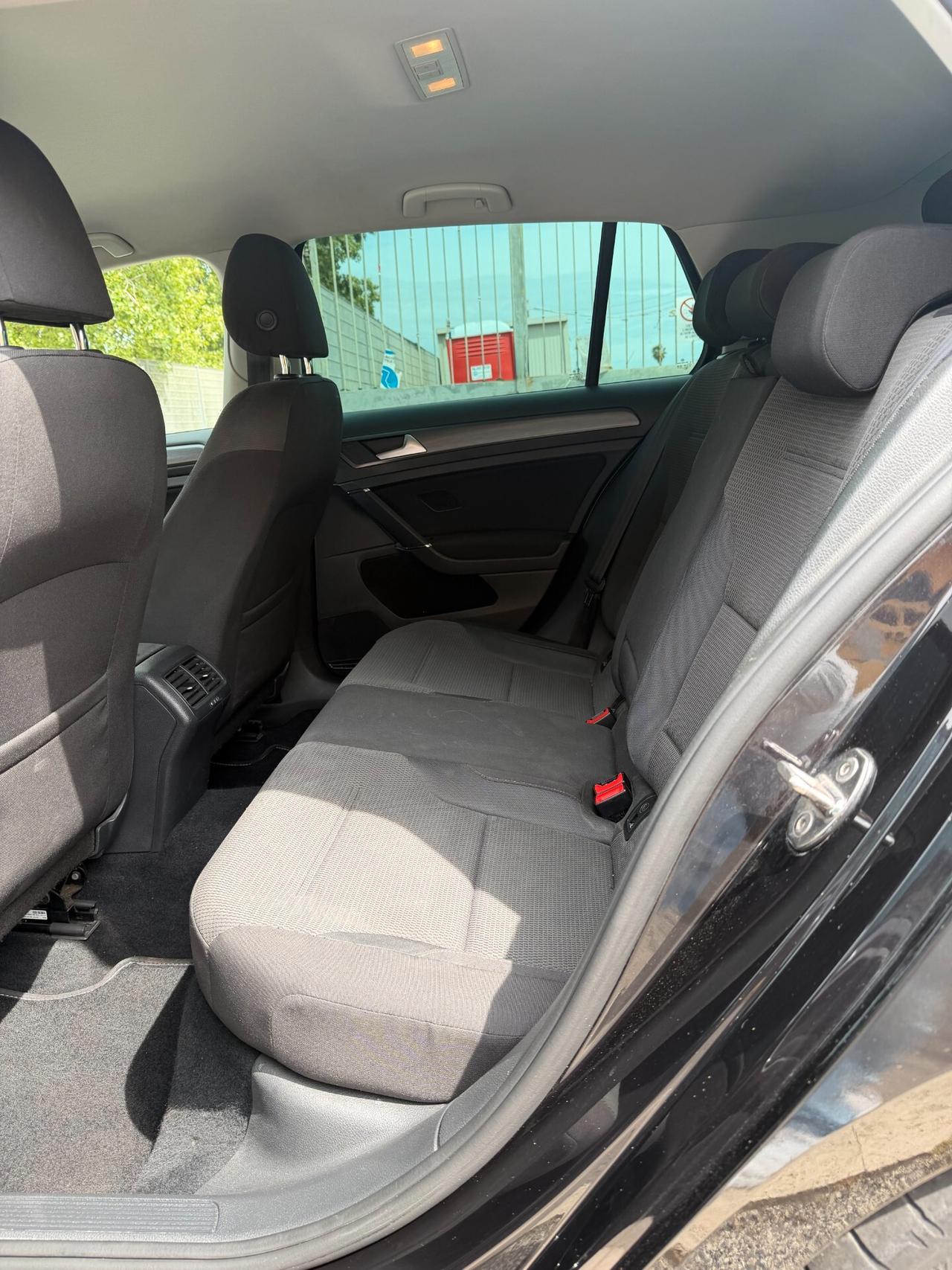 Volkswagen Golf 1.6 TDI 115 CV 5p. Business BlueMotion Technology