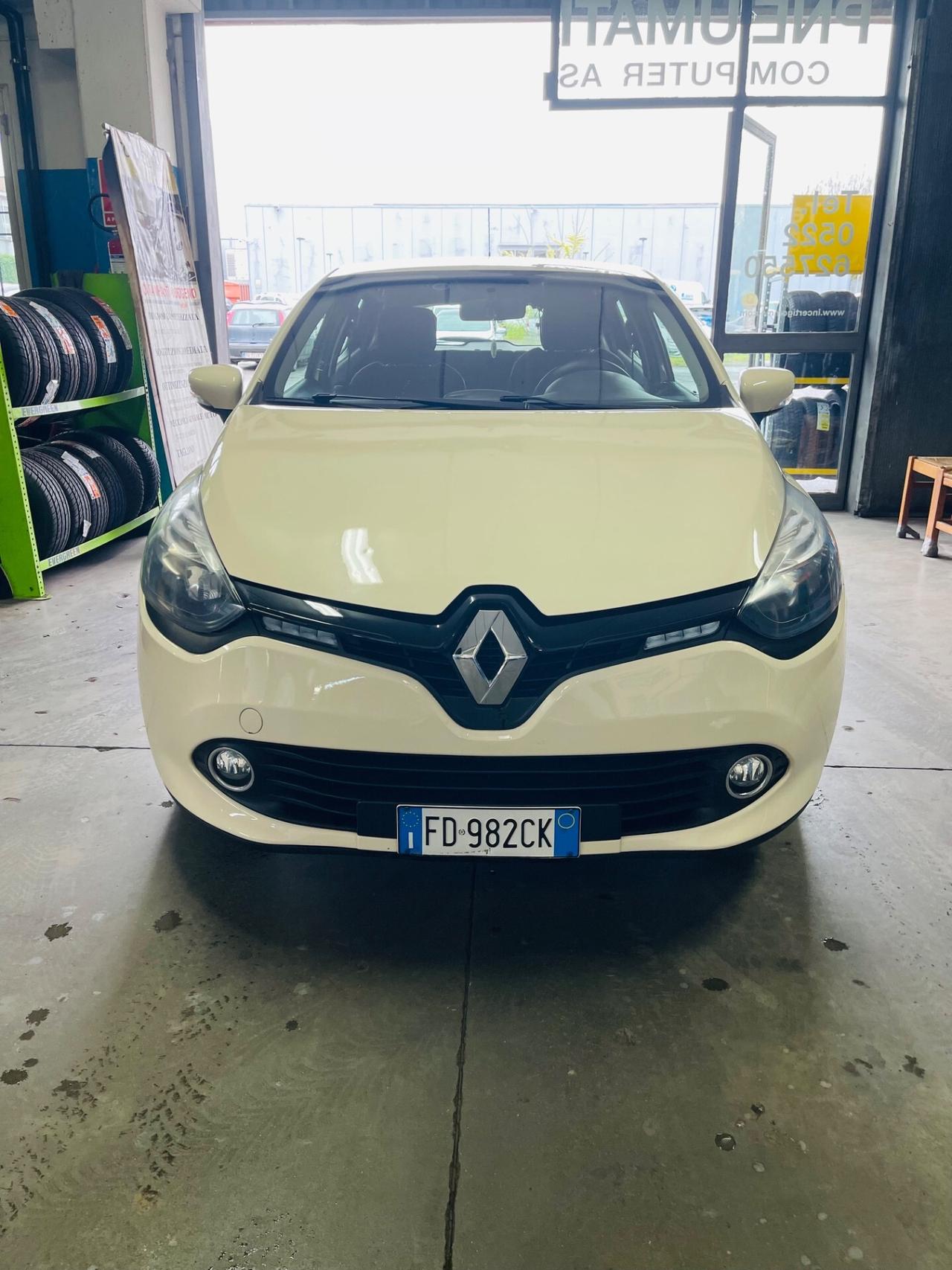 Renault Clio 1.2 75CV 5 porte Life