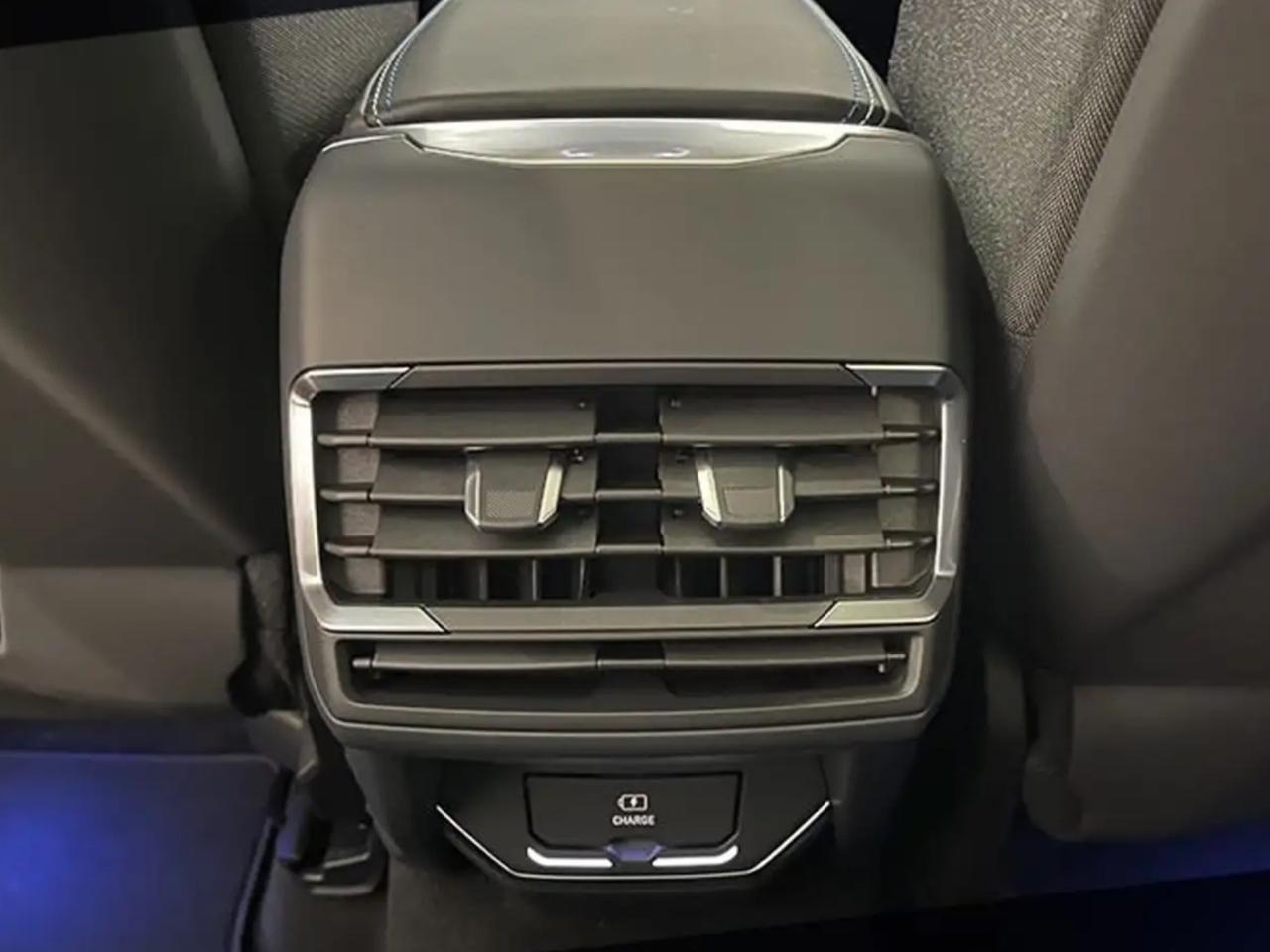 Lynk&co 01 PHEV Perfetta CV 261