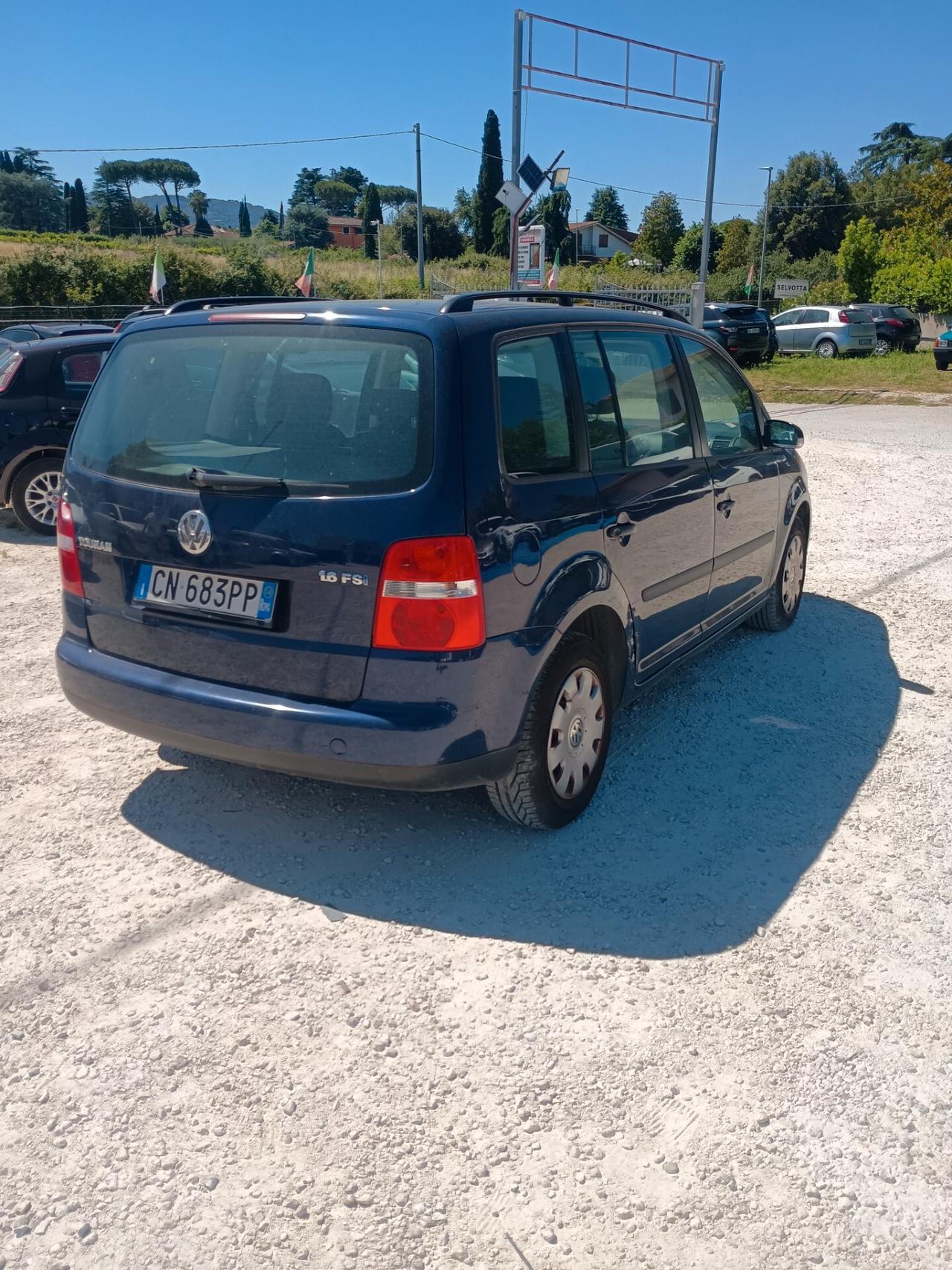 Volkswagen Touran 1.6 16V FSI Highline