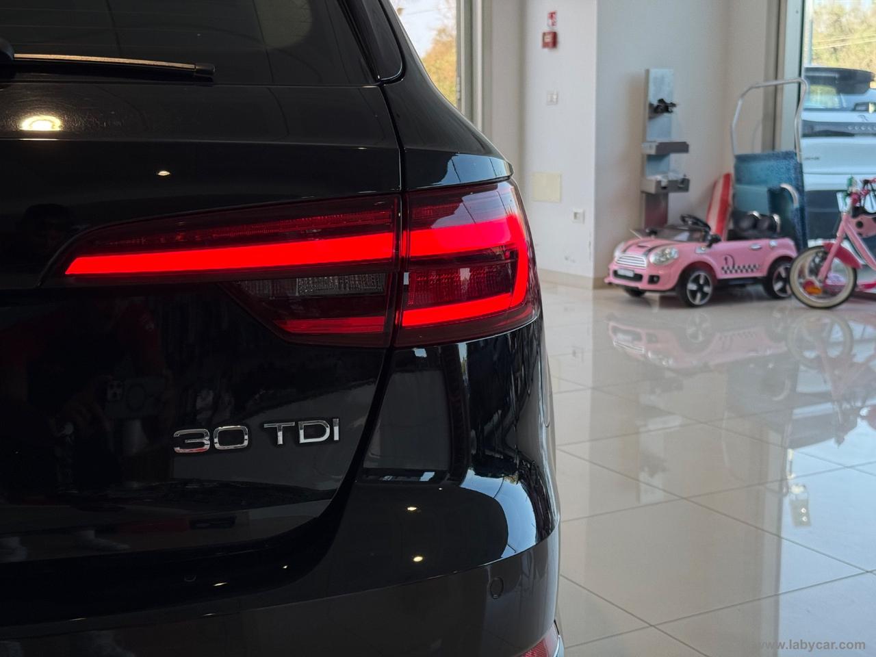 AUDI A4 Avant 30 TDI S tronic Business Sport