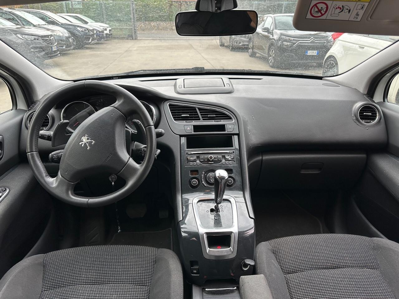 Peugeot 5008 1.6 e-HDi 115CV Stop&Start ETG6 Allur